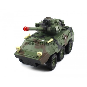 Радиоуправляемый военный бронетранспортер Armored Car 1:20 - 8011B Военный бронетранспортер с лазерной пушкой, да ещё и с солдатами и собаками станет незаменимым помощником на поле боя.