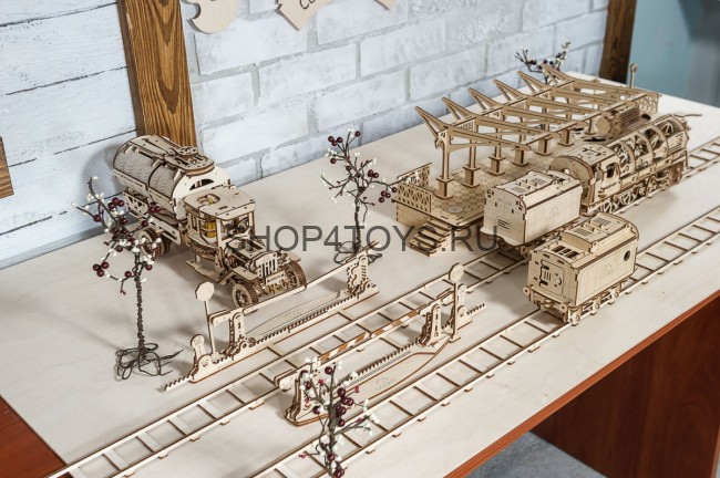 Деревянный 3D конструктор Ugears "Переезд и рельсы" - 70014 Деревянный 3D конструктор Ugears "Переезд и рельсы" - 70014