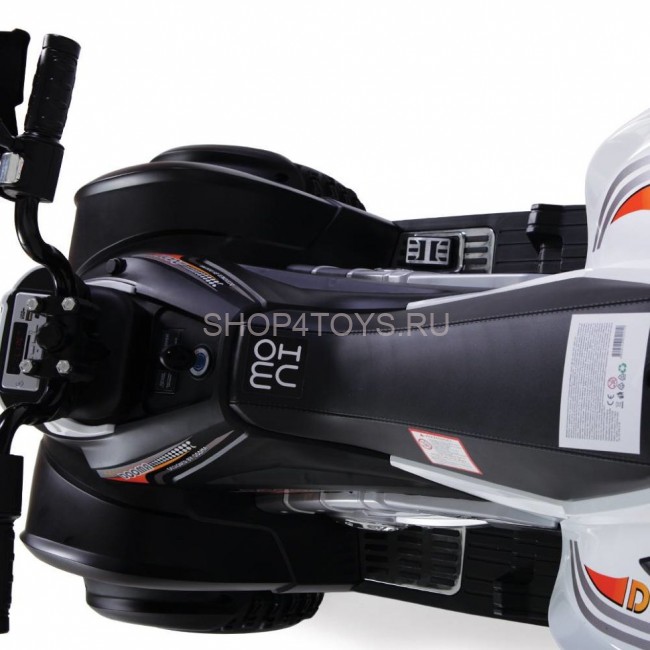 Детский электроквадроцикл Dongma ATV White 12V с кожаным сиденьем - DMD-268A-LUX-W Детский электроквадроцикл Dongma ATV White 12V с кожаным сиденьем - DMD-268A-LUX-W