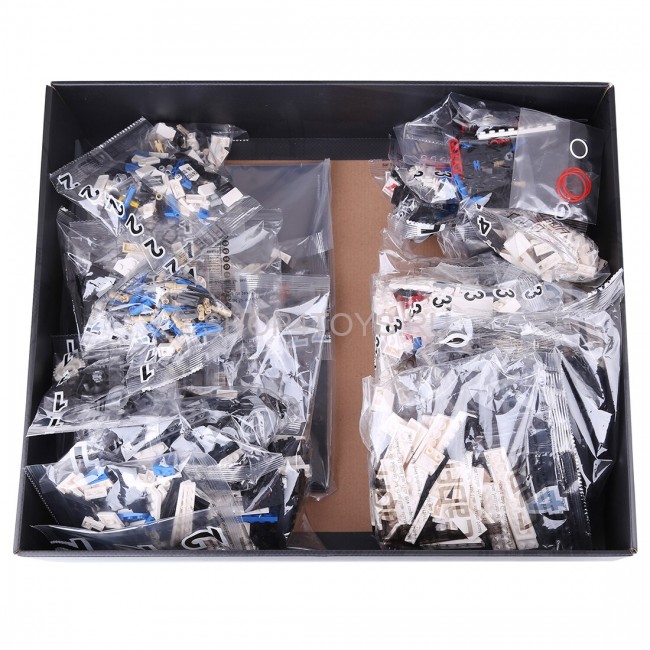 Конструктор CADA Mazda RX-7 FC3S, 1552 детали - C61022W Конструктор CADA Mazda RX-7 FC3S, 1552 детали - C61022W