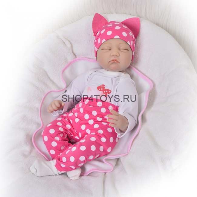 Реборн в костюмчике, реборн в шапочке.