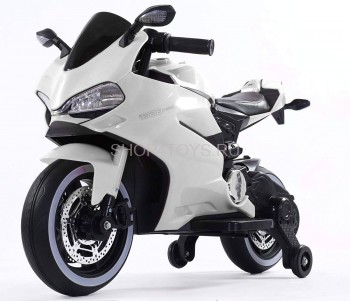Детский электромотоцикл Ducati White 12V - FT-1628-WHITE Детский электромотоцикл Ducati White 12V - FT-1628-WHITE - это яркий спортивный электробайк с диодной подсветкой колес, фар, задних стопов и габаритных огней, а также поворотной ручкой газа, благодаря которой вы можете еще более точно дозировать мощность
