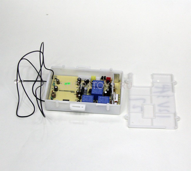 Контроллер 12V для 81900 Ferrari 27MHz - RAS-81900-4 Контроллер 12V для 81900 Ferrari 27MHz - RAS-81900-4