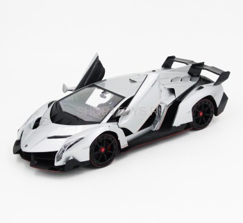 Радиоуправляемая машина MZ Lamborghini Veneno Silver 1:14 - 2289J-S Радиоуправляемая машина MZ Lamborghini Veneno 1:14 - 2289J. У автомобиля открываются двери с пульта управления и капот.