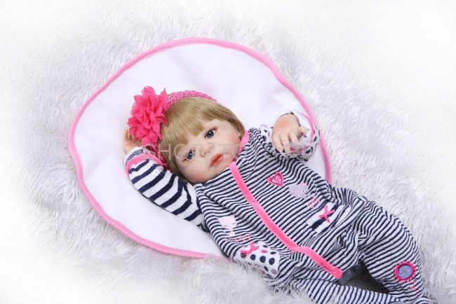 Реборн силиконовая девочка Ника
