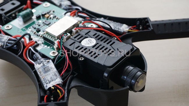 Квадрокоптер MJX Bugs 3 с FPV WiFi камерой C4022 - B3 Квадрокоптер MJX Bugs 3 с FPV WiFi камерой C4022 - B3