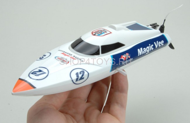 Радиоуправляемый катер Joysway Magic Vee 2.4G - JS8106 Радиоуправляемый катер Joysway Magic Vee 2.4G - JS8106