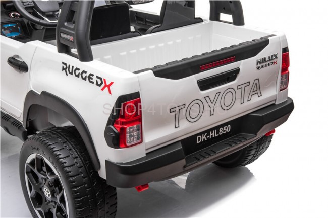 Электромобиль Toyota Hilux Rugged X 4WD 12V - DK-HL850-WHITE Электромобиль Toyota Hilux Rugged X 4WD 12V - DK-HL850-WHITE