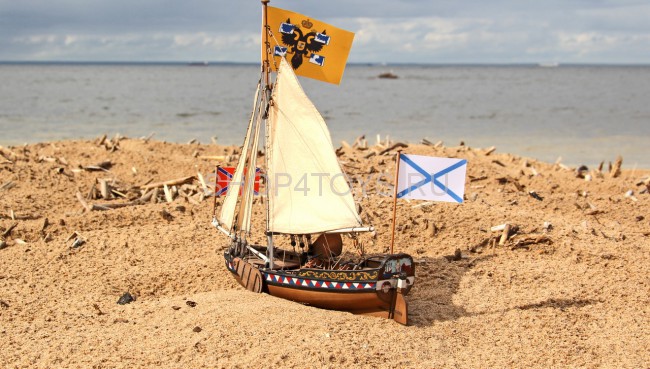 Сборная деревянная модель ботика Петра I Сборная деревянная модель ботика Петра I